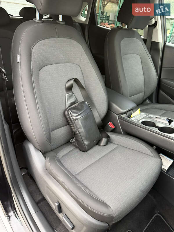 Внедорожник / Кроссовер Hyundai Kona 2022 в Дубно