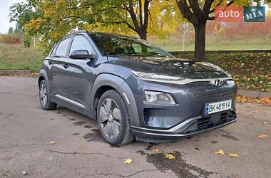 Внедорожник / Кроссовер Hyundai Kona 2019 в Ровно