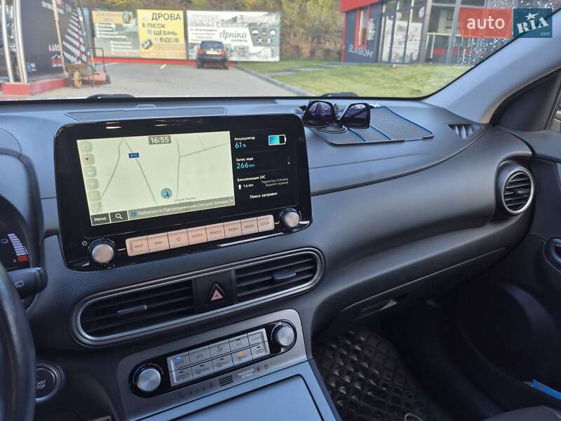 Внедорожник / Кроссовер Hyundai Kona 2020 в Тернополе