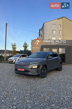 Позашляховик / Кросовер Hyundai Kona 2022 в Чернівцях