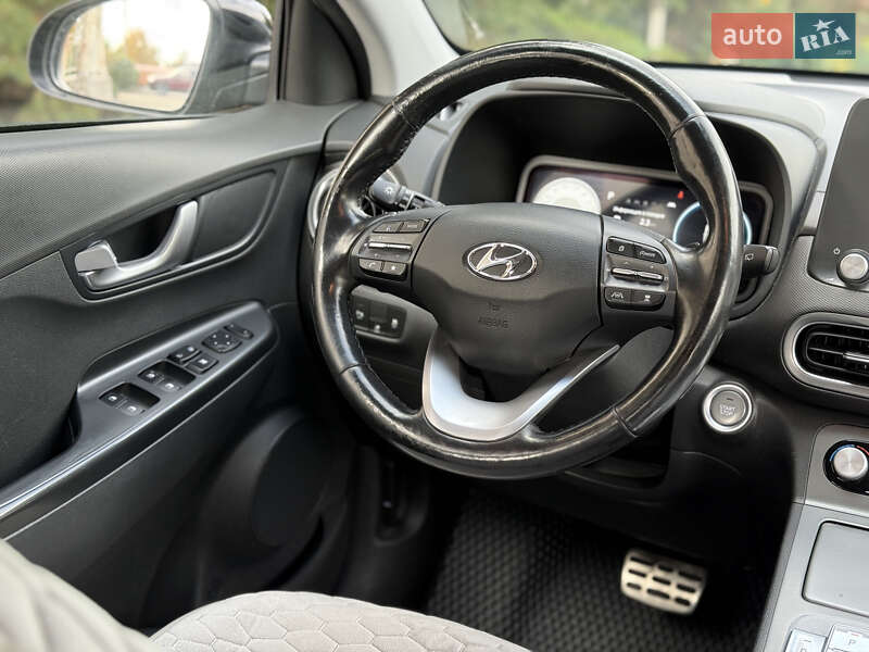 Позашляховик / Кросовер Hyundai Kona 2021 в Тернополі