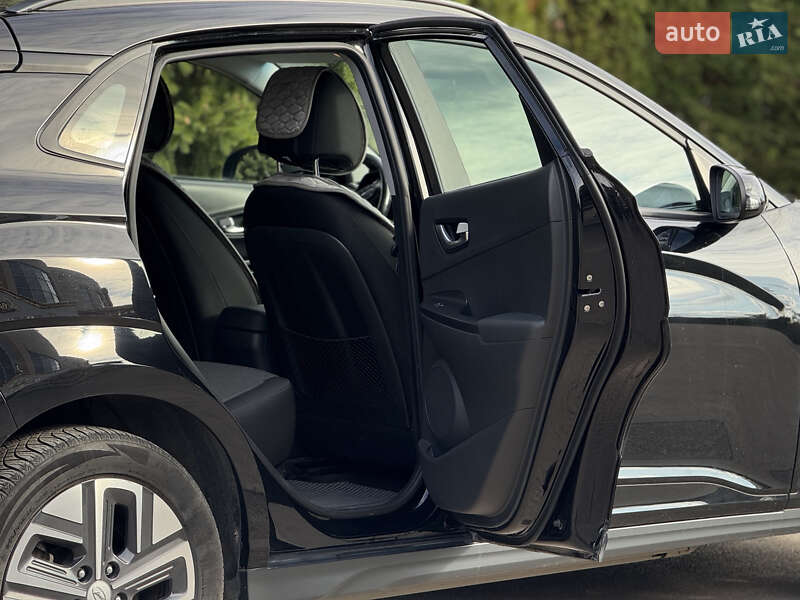 Позашляховик / Кросовер Hyundai Kona 2021 в Тернополі