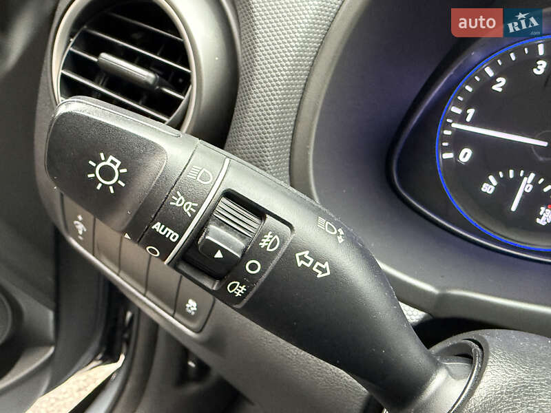 Позашляховик / Кросовер Hyundai Kona 2020 в Києві