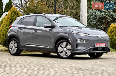 Внедорожник / Кроссовер Hyundai Kona 2020 в 