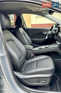 Внедорожник / Кроссовер Hyundai Kona 2020 в 