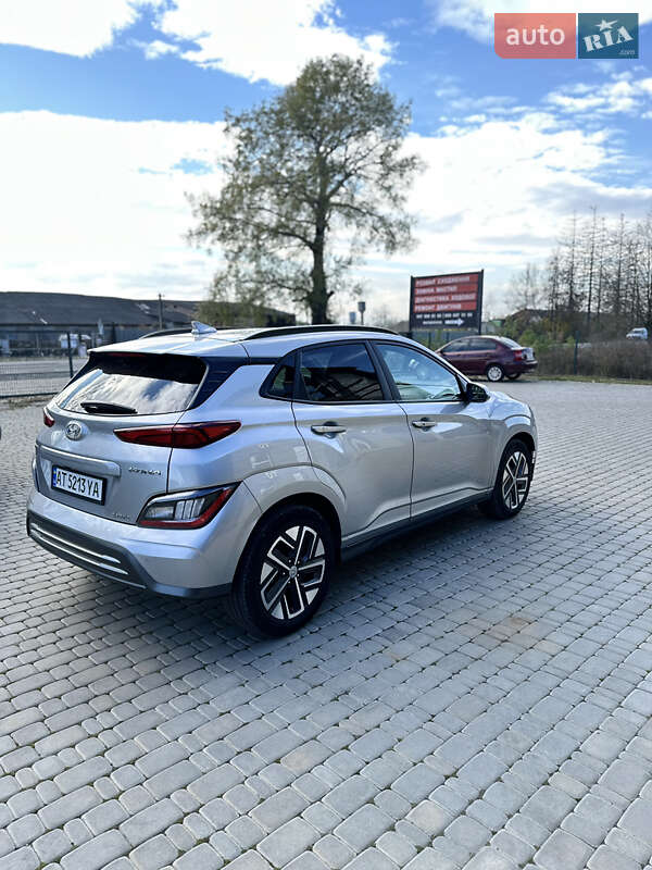 Позашляховик / Кросовер Hyundai Kona 2023 в Коломиї