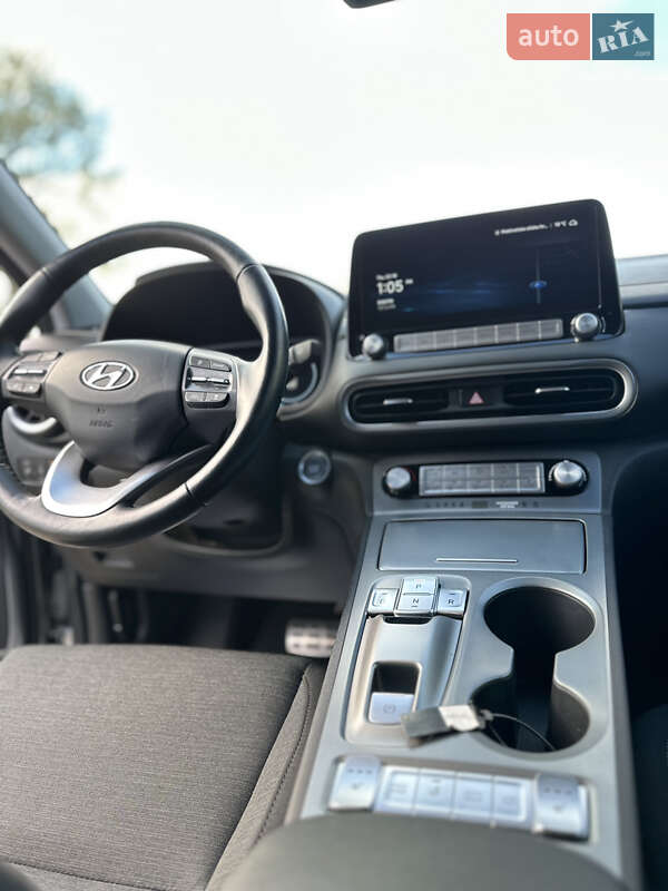 Позашляховик / Кросовер Hyundai Kona 2023 в Коломиї