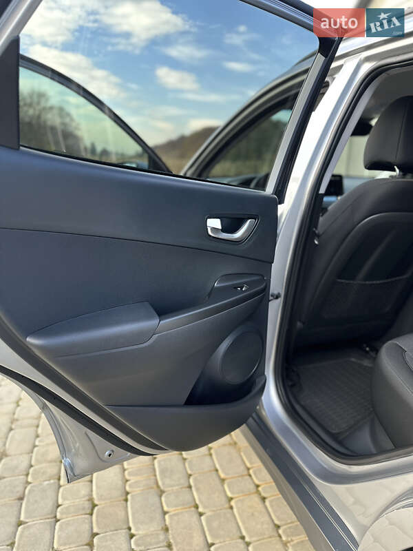 Позашляховик / Кросовер Hyundai Kona 2023 в Коломиї