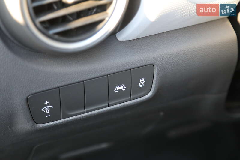 Позашляховик / Кросовер Hyundai Kona 2021 в Харкові фото 18 Позашляховик / Кросовер Hyundai Kona 2021 в Харкові