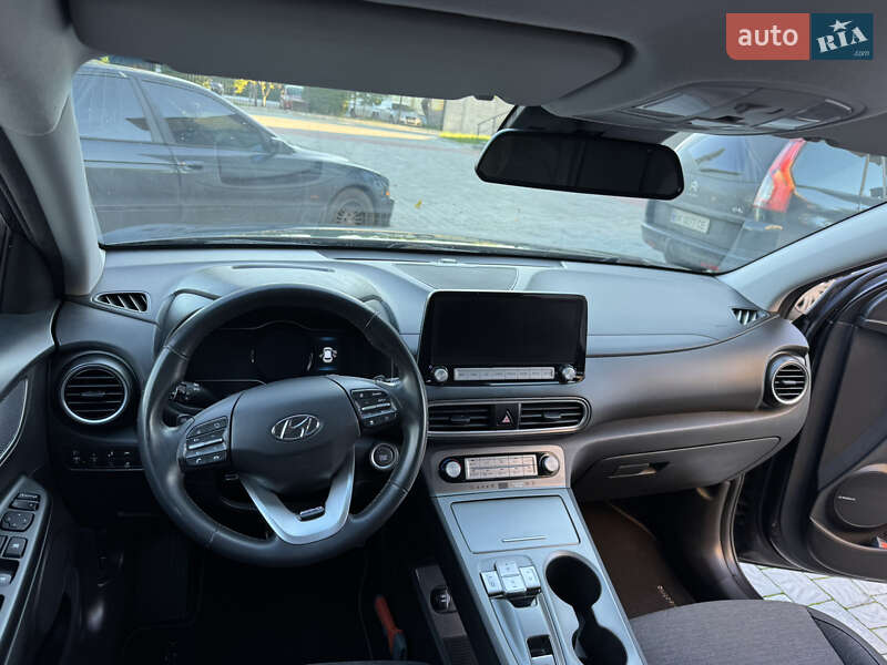 Внедорожник / Кроссовер Hyundai Kona 2020 в Ровно