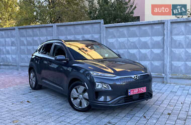 Внедорожник / Кроссовер Hyundai Kona 2020 в Ровно Внедорожник / Кроссовер Hyundai Kona 2020 в Ровно