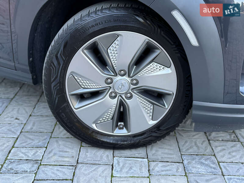 Внедорожник / Кроссовер Hyundai Kona 2020 в Ровно