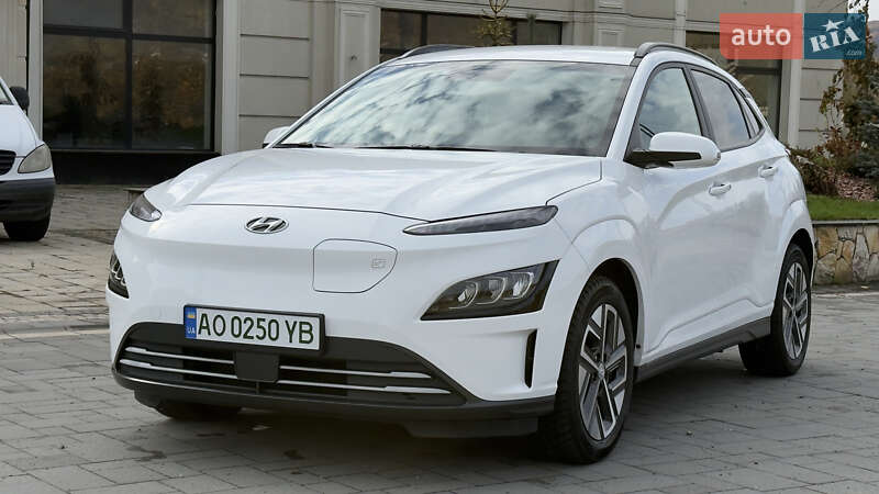 Внедорожник / Кроссовер Hyundai Kona 2022 в Хусте