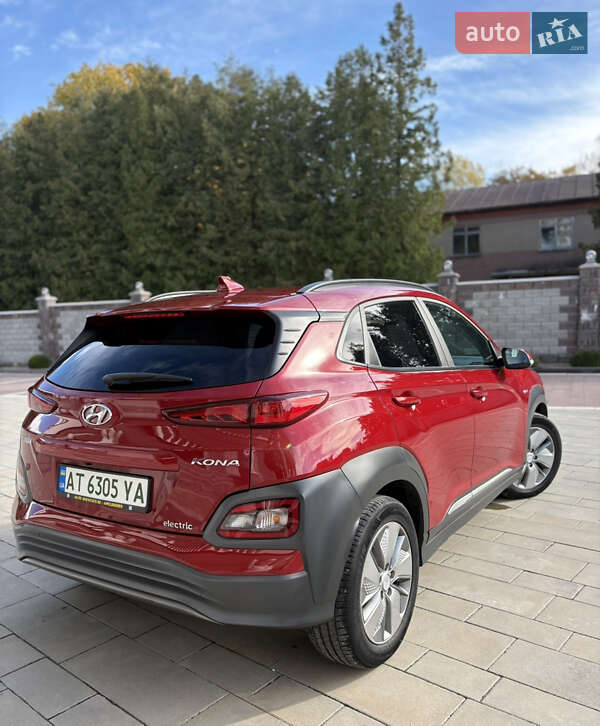 Позашляховик / Кросовер Hyundai Kona 2019 в Івано-Франківську