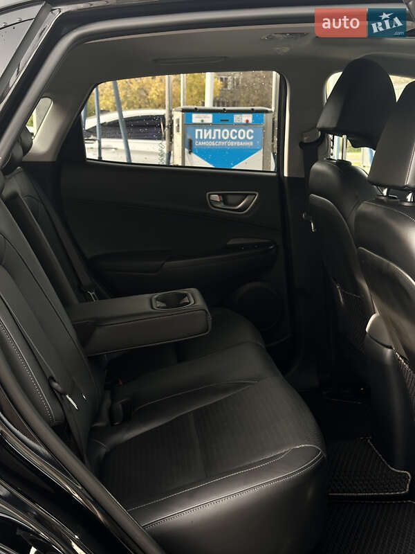 Внедорожник / Кроссовер Hyundai Kona 2020 в Одессе