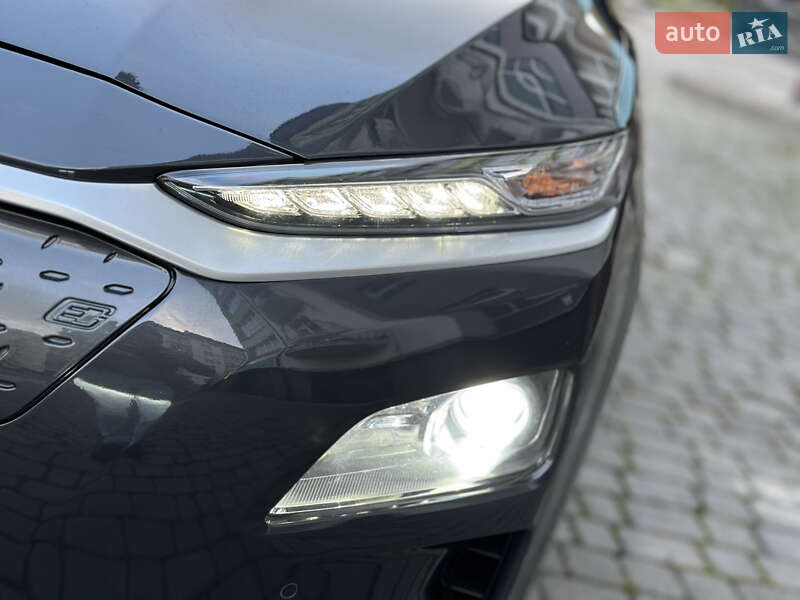 Позашляховик / Кросовер Hyundai Kona 2020 в Івано-Франківську