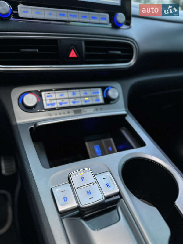 Позашляховик / Кросовер Hyundai Kona 2020 в Івано-Франківську