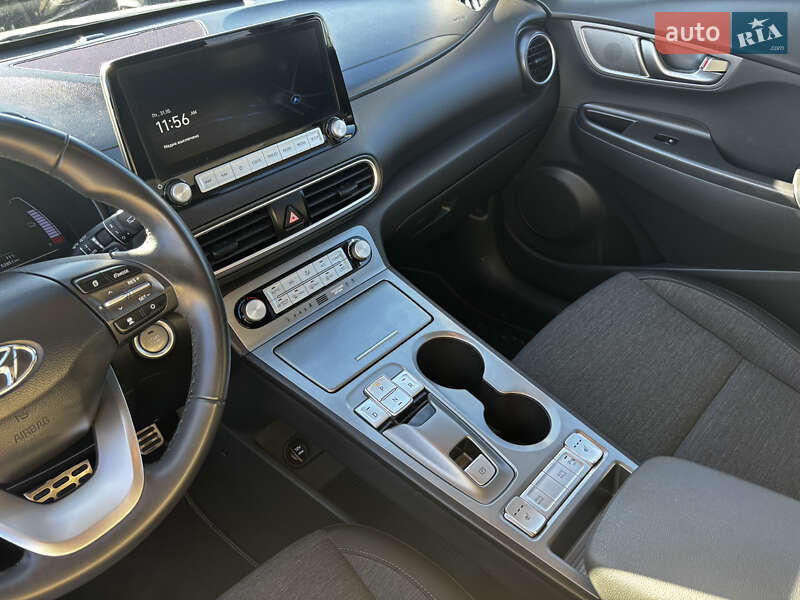 Внедорожник / Кроссовер Hyundai Kona 2021 в Львове