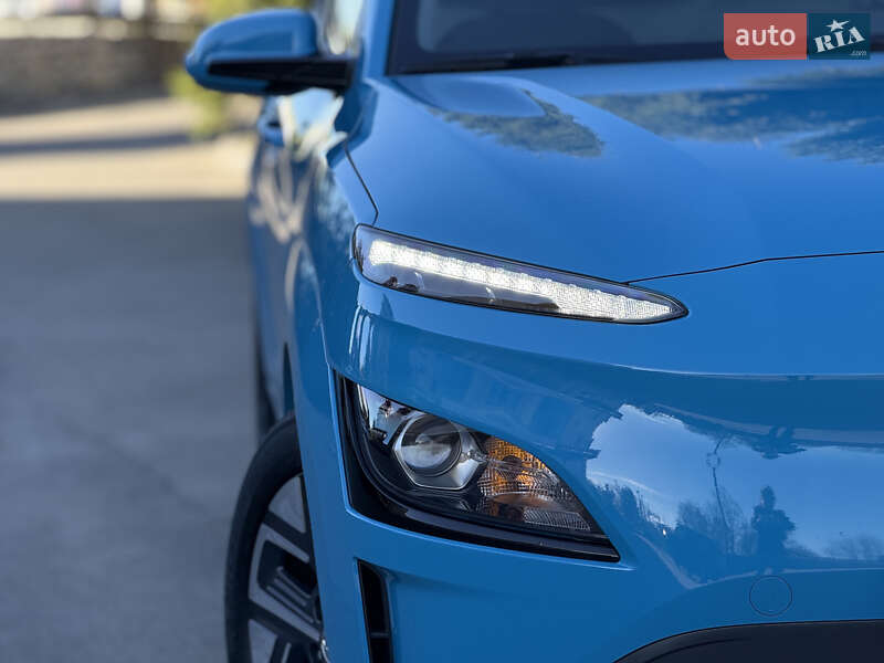 Позашляховик / Кросовер Hyundai Kona 2022 в Тернополі