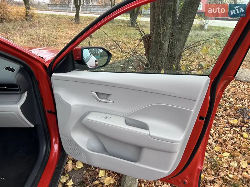 Hyundai Kona 2023 VIN KM8HCCAB7RU090146 фото оголошення 11 з 45