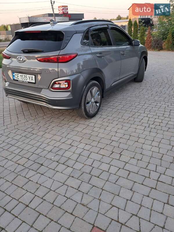 Внедорожник / Кроссовер Hyundai Kona 2020 в Черновцах