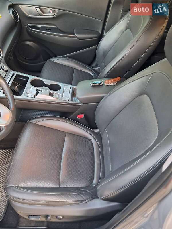 Внедорожник / Кроссовер Hyundai Kona 2020 в Черновцах