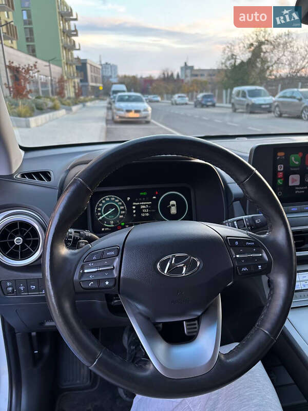 Внедорожник / Кроссовер Hyundai Kona 2022 в Львове