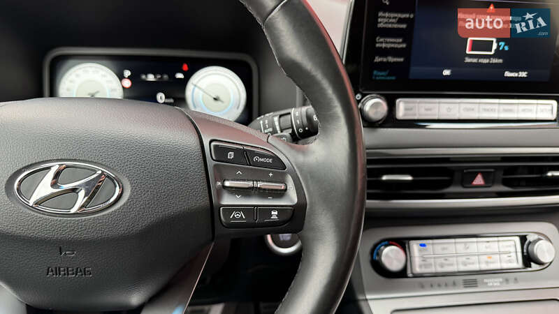 Внедорожник / Кроссовер Hyundai Kona 2021 в Киеве