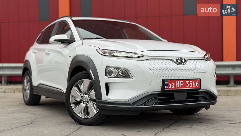 Внедорожник / Кроссовер Hyundai Kona 2020 в Киеве