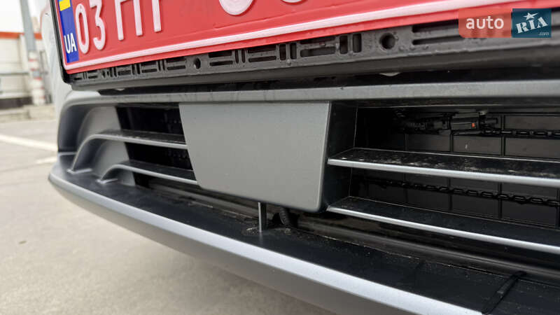 Внедорожник / Кроссовер Hyundai Kona 2020 в Киеве