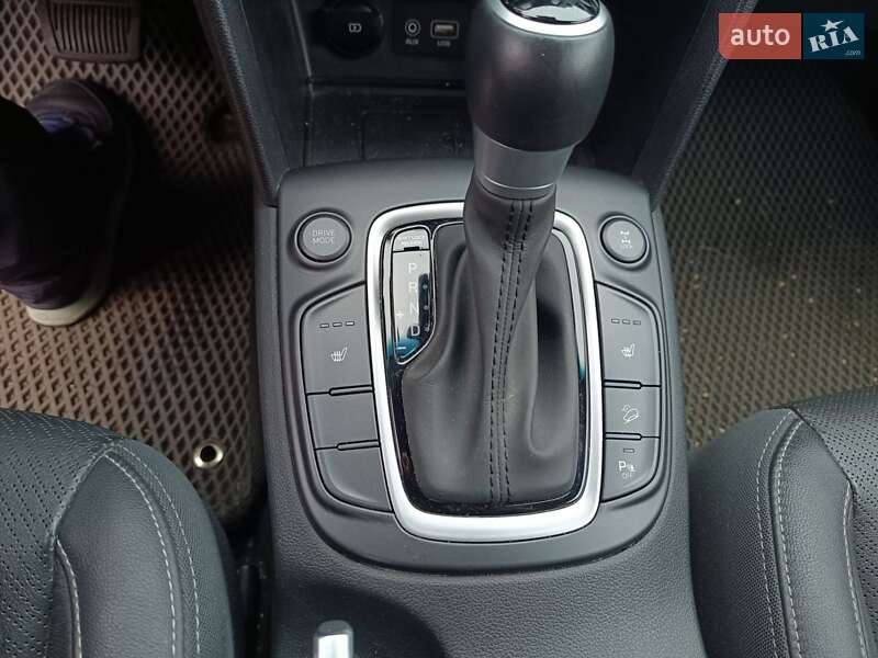 Внедорожник / Кроссовер Hyundai Kona 2020 в Киеве