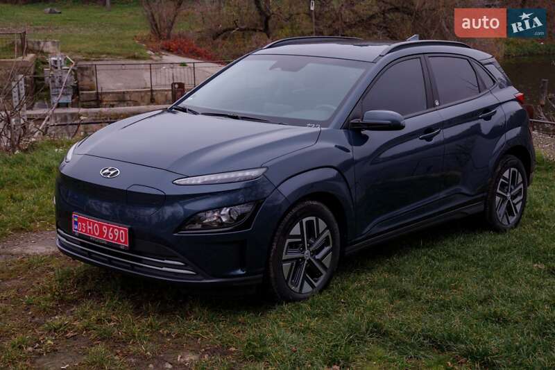 Внедорожник / Кроссовер Hyundai Kona 2023 в Бердичеве