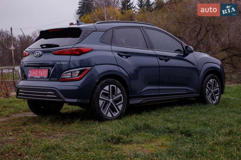 Внедорожник / Кроссовер Hyundai Kona 2023 в Бердичеве