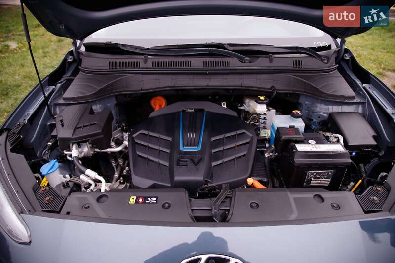 Внедорожник / Кроссовер Hyundai Kona 2023 в Бердичеве