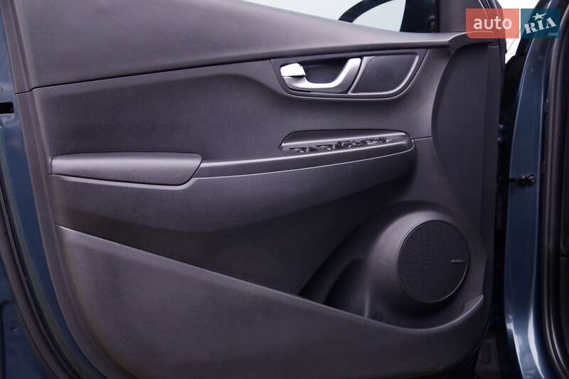 Внедорожник / Кроссовер Hyundai Kona 2023 в Бердичеве