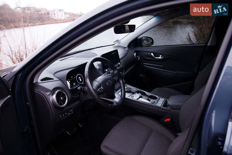 Внедорожник / Кроссовер Hyundai Kona 2023 в Бердичеве