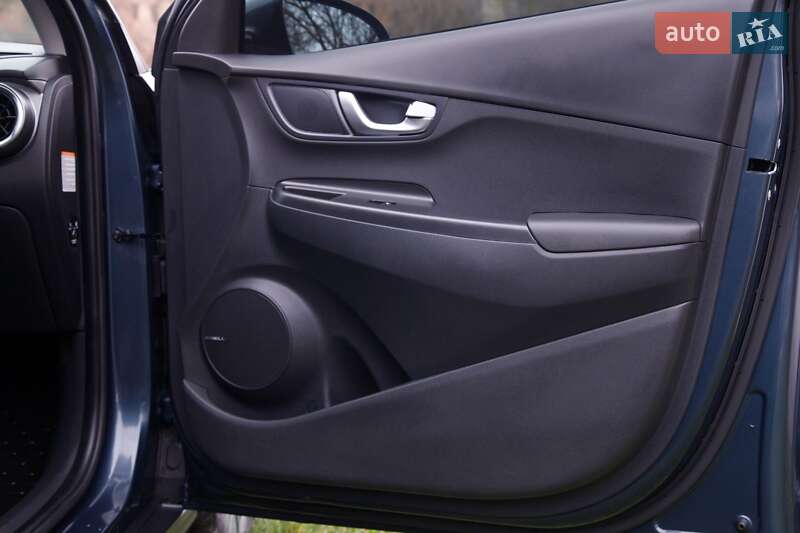 Внедорожник / Кроссовер Hyundai Kona 2023 в Бердичеве