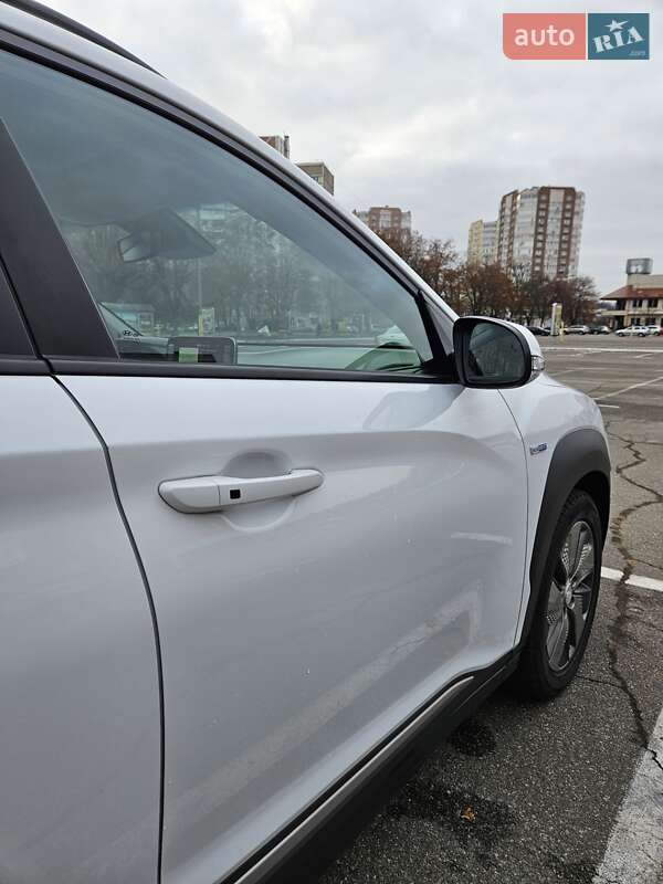 Внедорожник / Кроссовер Hyundai Kona 2018 в Броварах