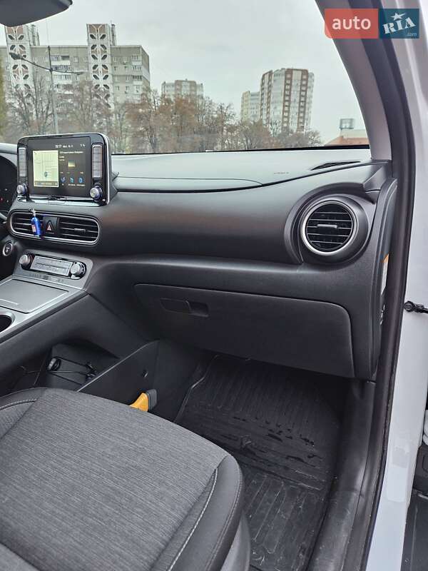 Внедорожник / Кроссовер Hyundai Kona 2018 в Броварах