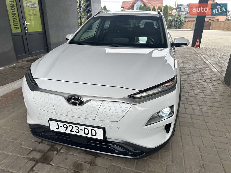 Позашляховик / Кросовер Hyundai Kona 2020 в Луцьку