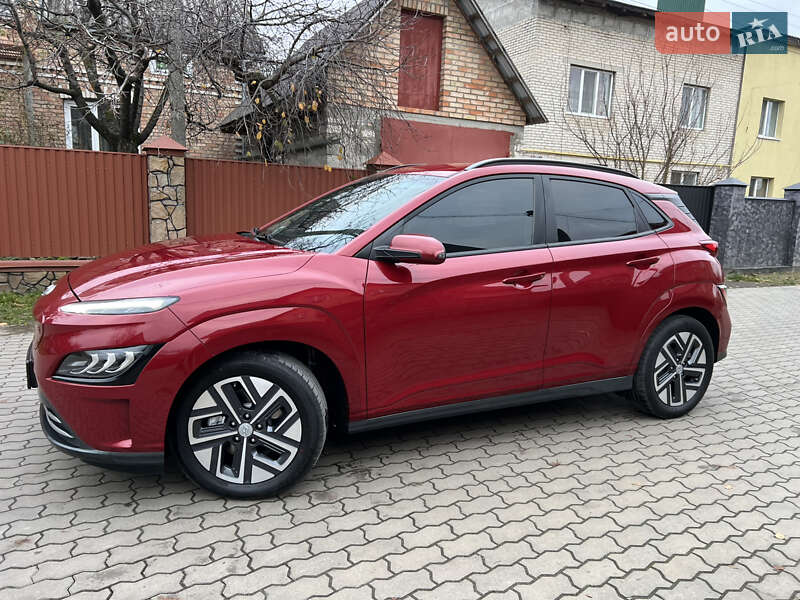 Внедорожник / Кроссовер Hyundai Kona 2021 в Луцке