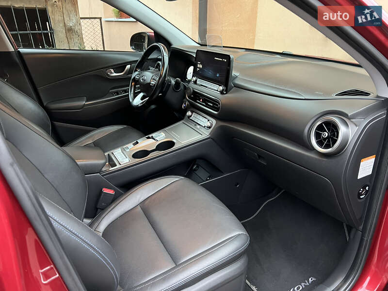 Внедорожник / Кроссовер Hyundai Kona 2021 в Луцке