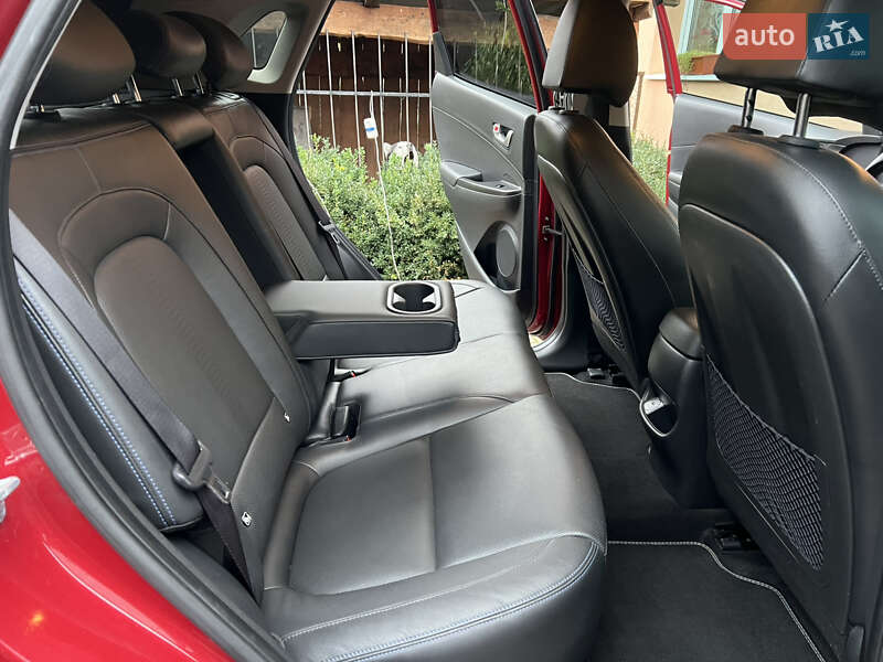 Внедорожник / Кроссовер Hyundai Kona 2021 в Луцке