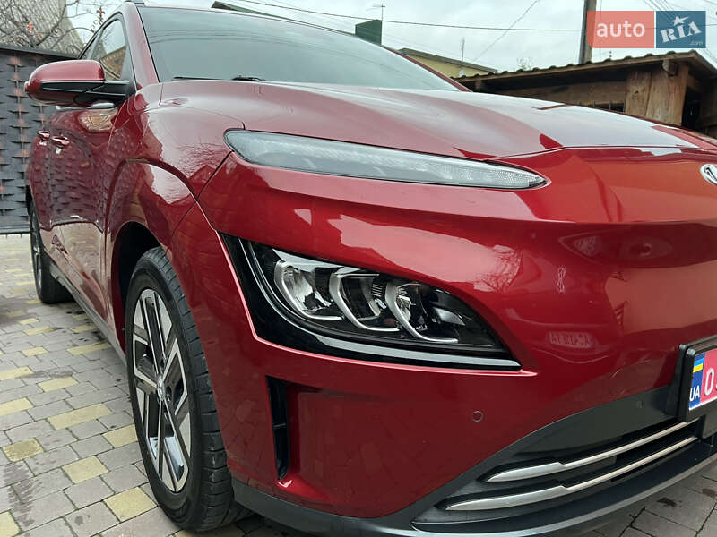 Внедорожник / Кроссовер Hyundai Kona 2021 в Луцке