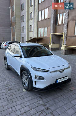 Внедорожник / Кроссовер Hyundai Kona 2019 в Тернополе
