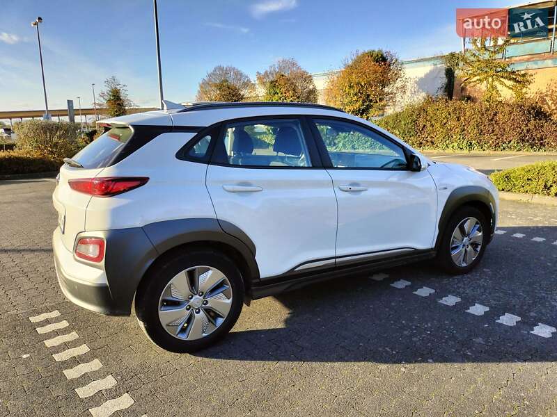 Внедорожник / Кроссовер Hyundai Kona 2020 в Львове фото 7 Внедорожник / Кроссовер Hyundai Kona 2020 в Львове