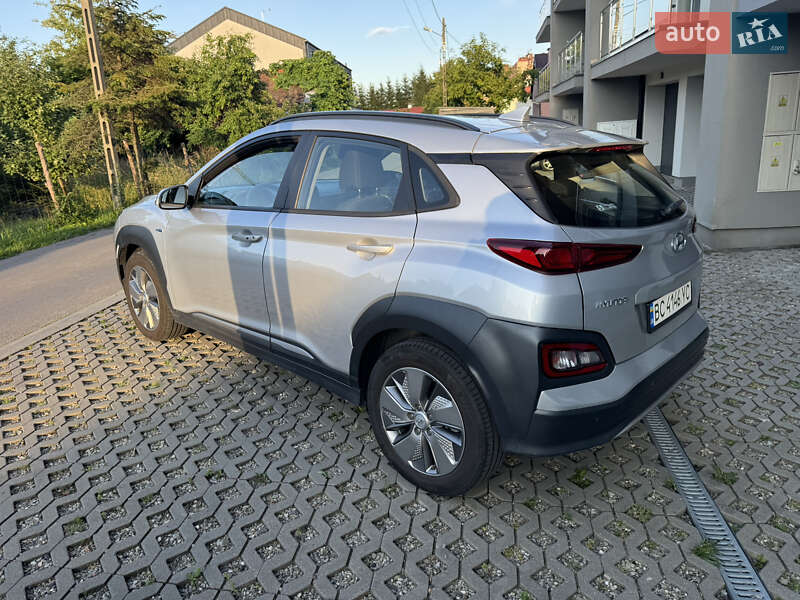 Внедорожник / Кроссовер Hyundai Kona 2020 в Самборе