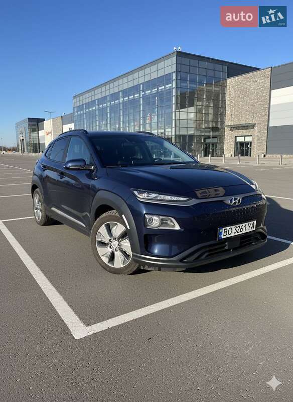 Внедорожник / Кроссовер Hyundai Kona 2020 в Тернополе