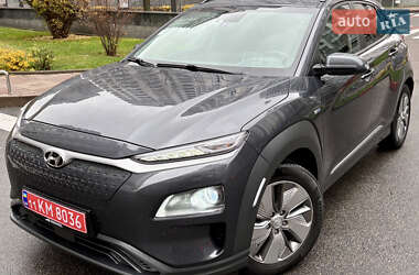 Внедорожник / Кроссовер Hyundai Kona 2020 в Киеве