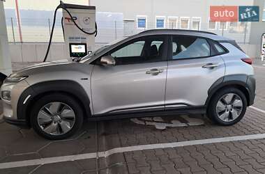 Внедорожник / Кроссовер Hyundai Kona 2020 в Городке